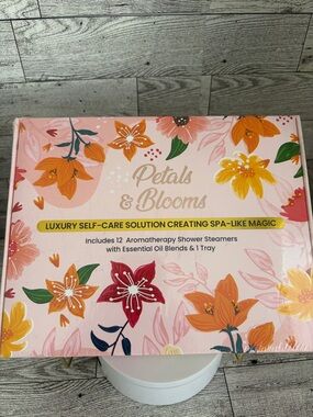 Pink Floral Aromatherapy Shower Steamers Set